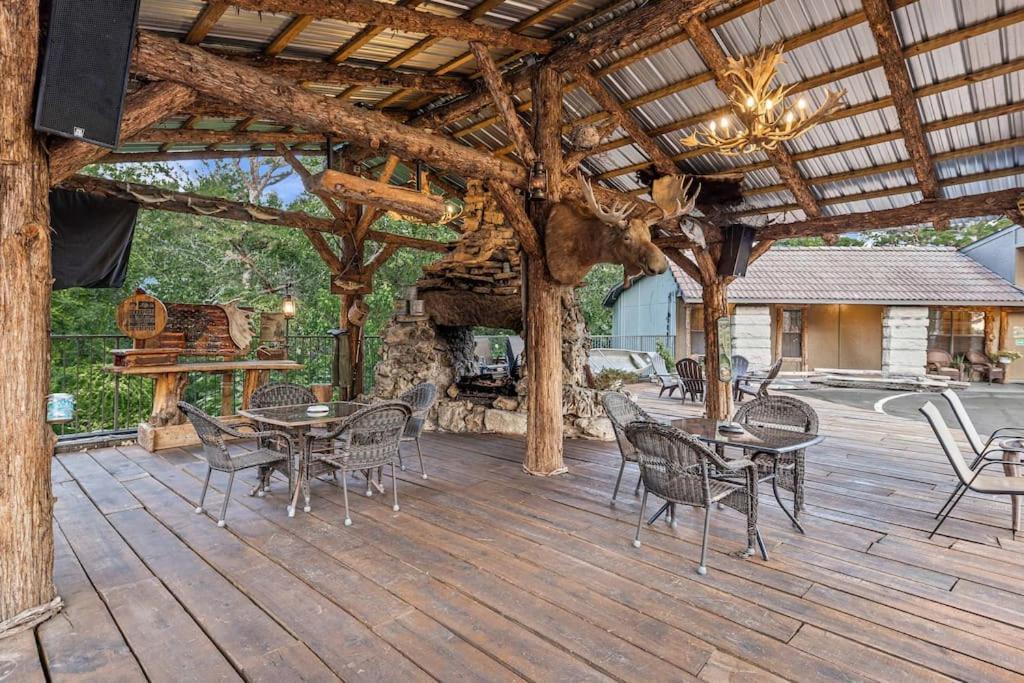 Stonegate Lodge 2 Queen Beds Fast Wifi 50" Tv Salt Water Pool Room #207 Eureka Springs Buitenkant foto